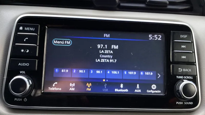 Nissan Versa 2022