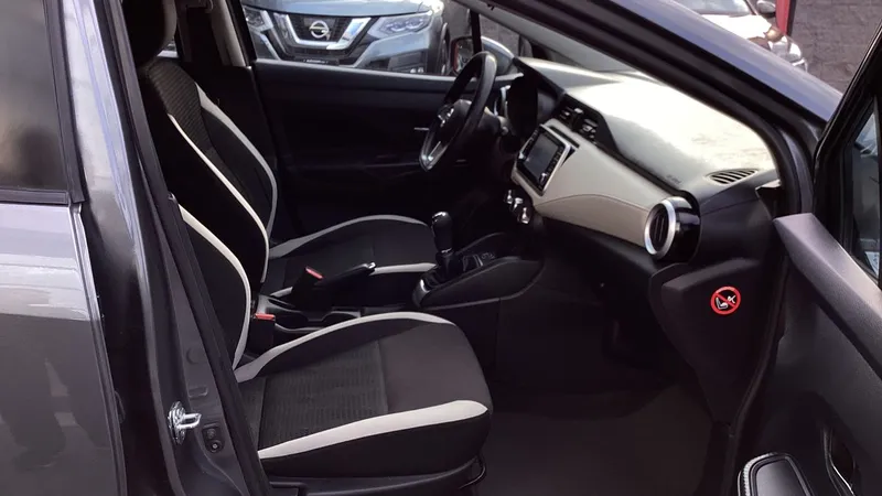 Nissan Versa 2022