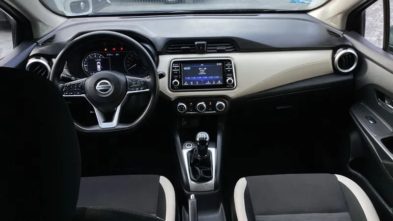 Nissan Versa 2022