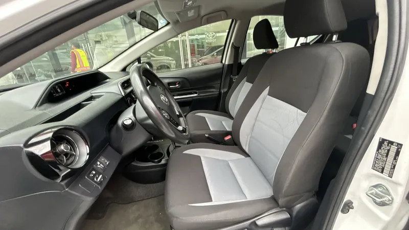 Toyota Prius C 2020