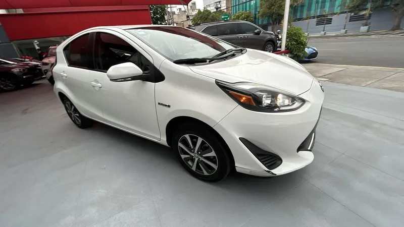 Toyota Prius C 2020