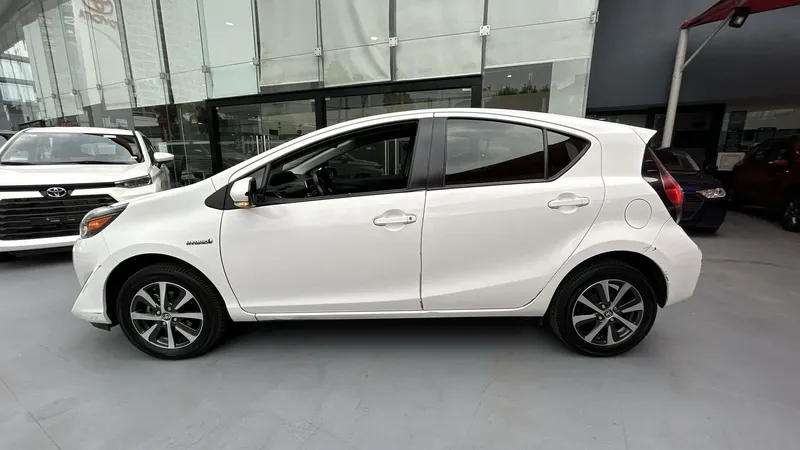 Toyota Prius C 2020