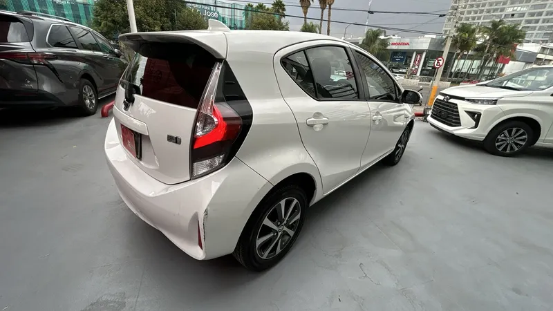 Toyota Prius C 2020