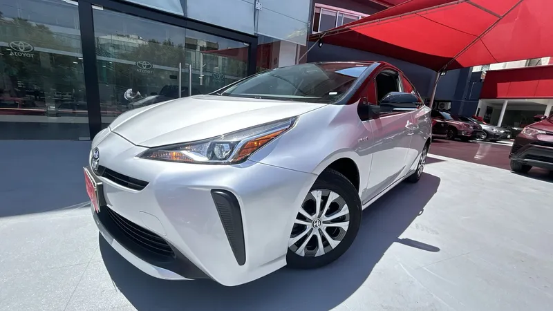 Toyota Prius 2021
