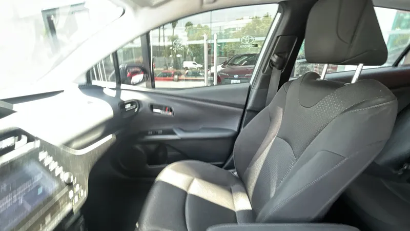 Toyota Prius 2021