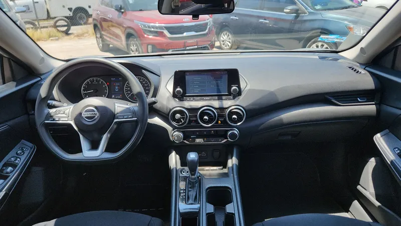Nissan Sentra 2023