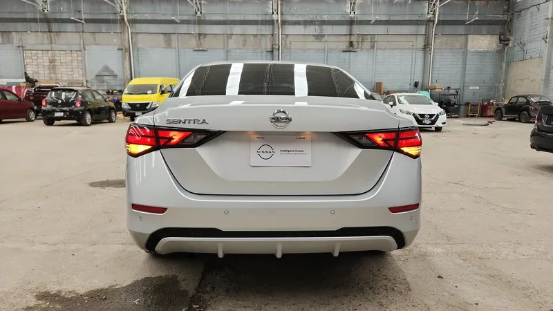 Nissan Sentra 2023