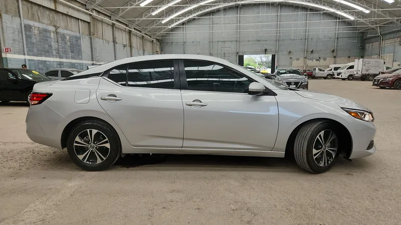 Nissan Sentra 2023