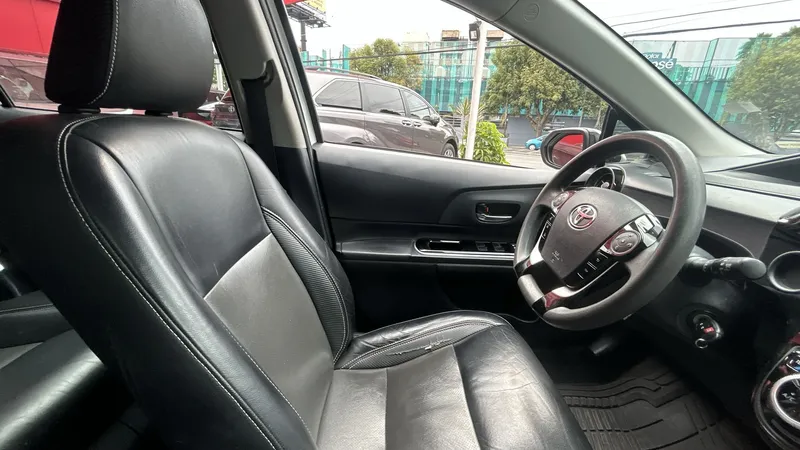 Toyota Prius C 2021