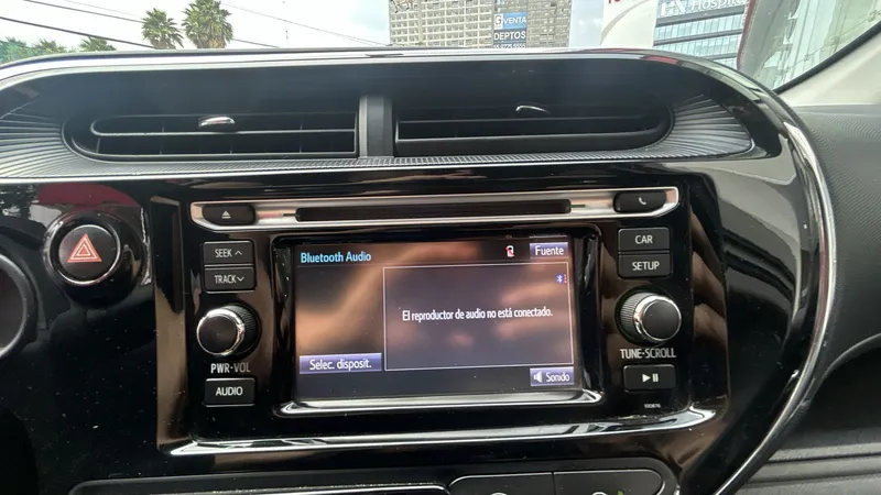 Toyota Prius C 2021