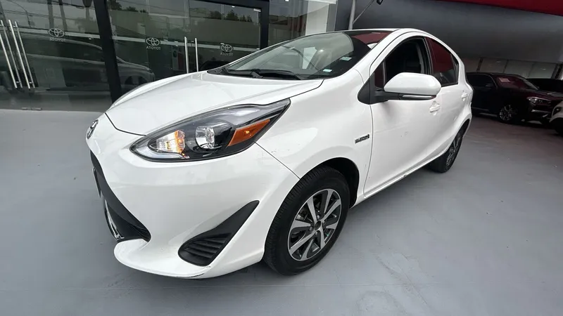 Toyota Prius C 2021