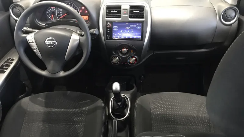 Nissan March 2020