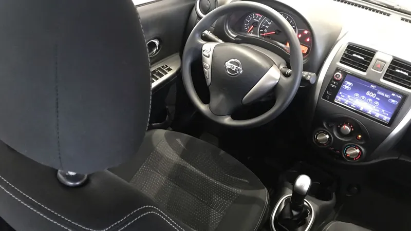 Nissan March 2020