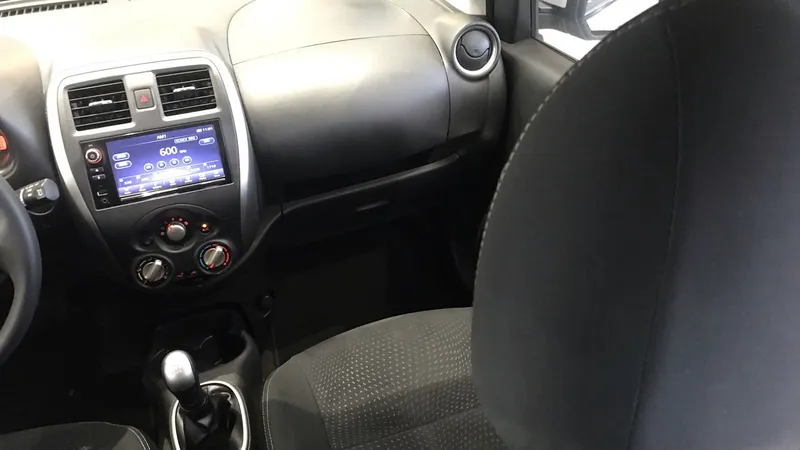 Nissan March 2020