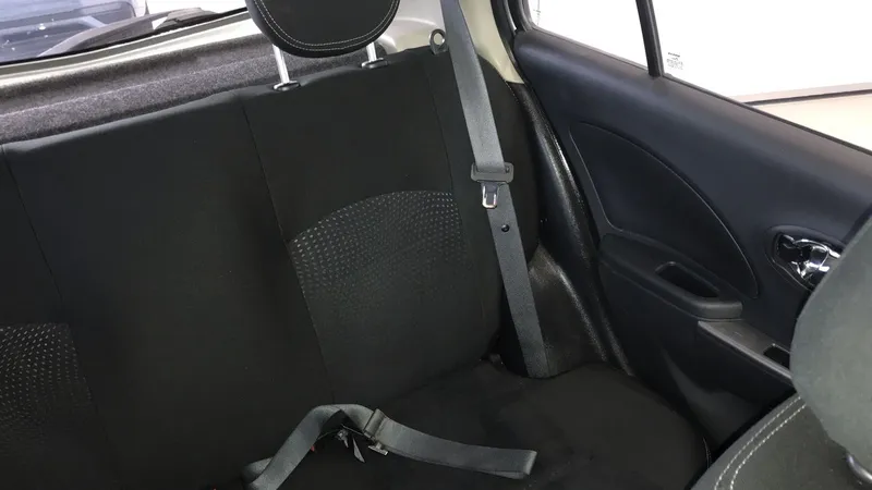 Nissan March 2020
