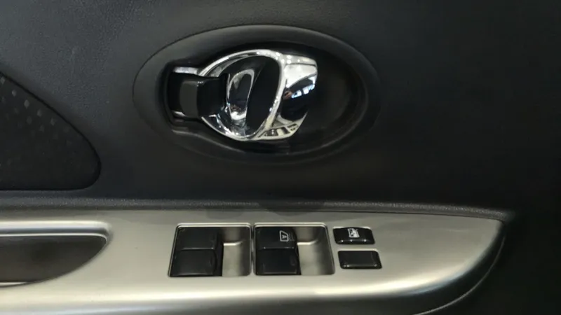 Nissan March 2020