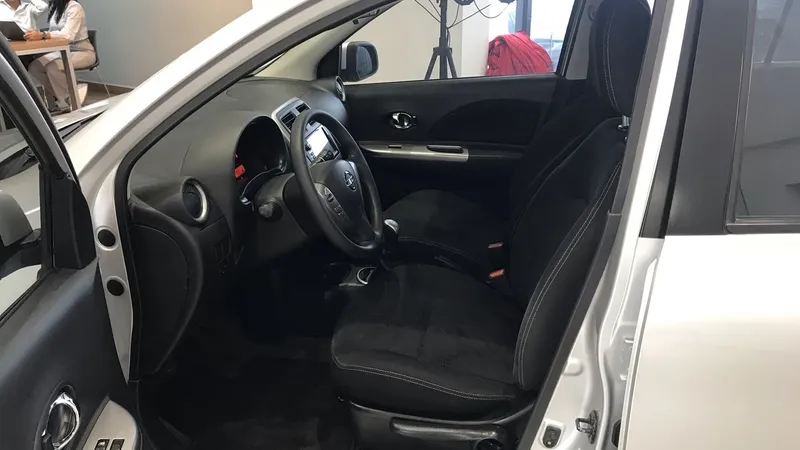 Nissan March 2020