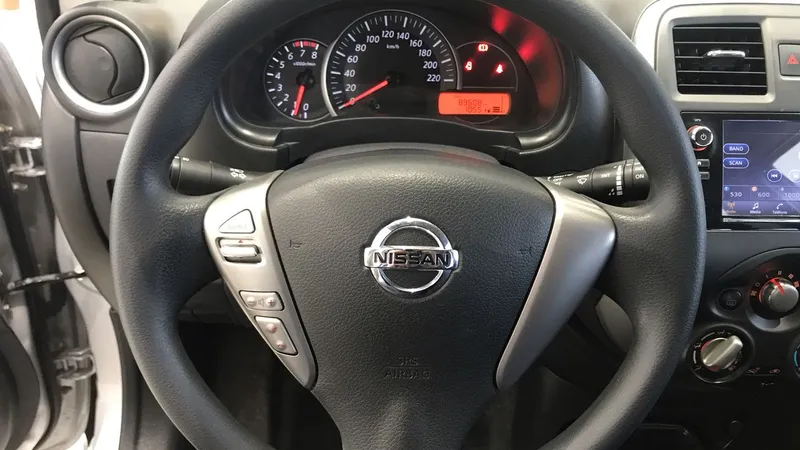 Nissan March 2020