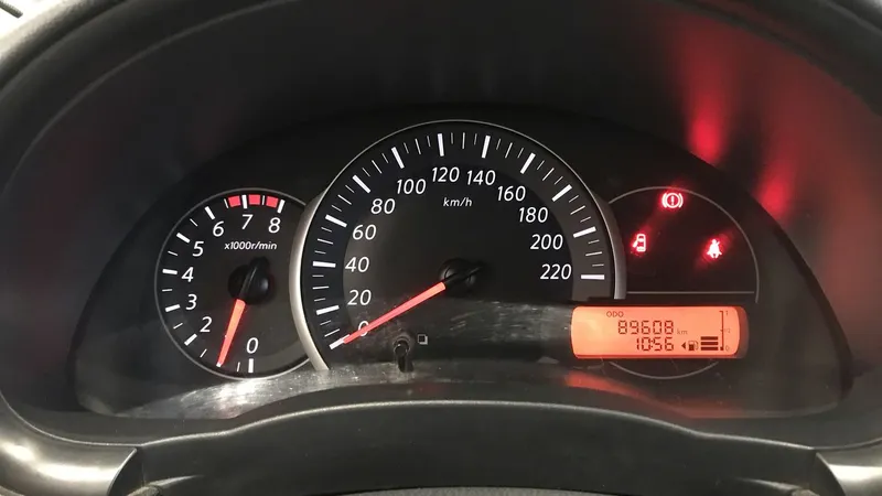 Nissan March 2020