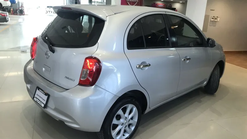 Nissan March 2020