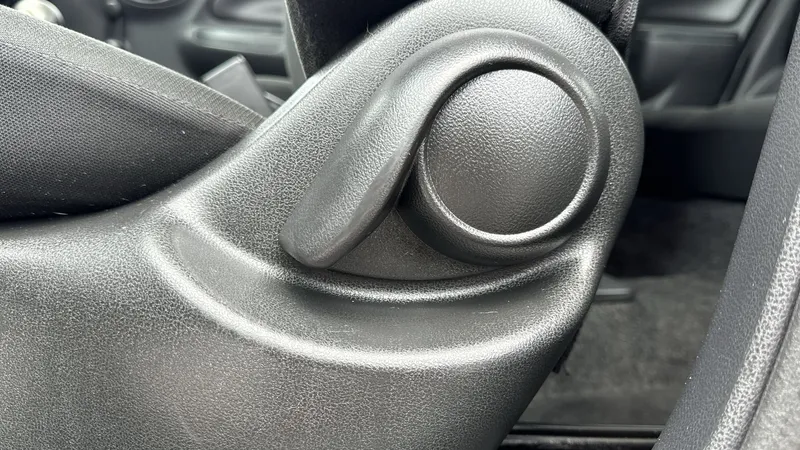 Nissan March 2023
