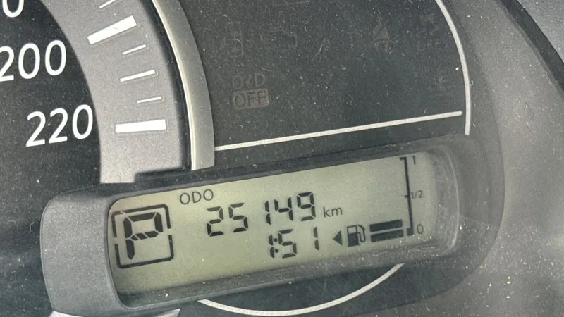 Nissan March 2023