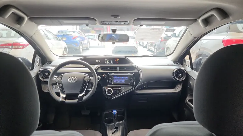 Toyota Prius C 2020