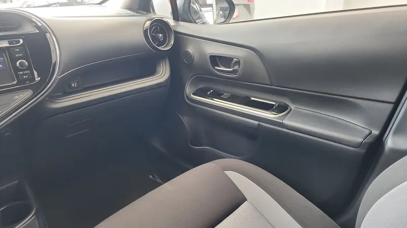 Toyota Prius C 2020