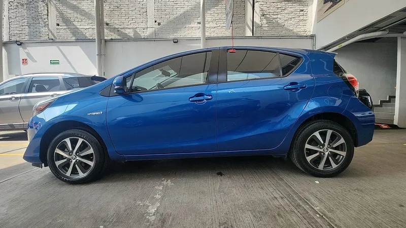 Toyota Prius C 2020