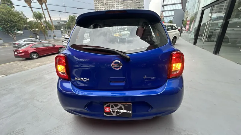 Nissan March 2020