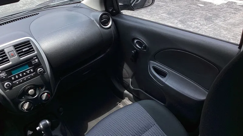 Nissan March 2020