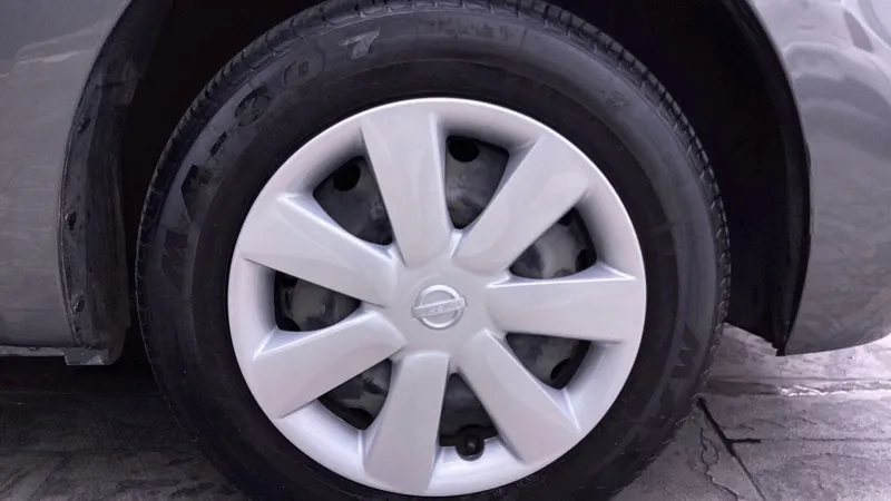 Nissan March 2020