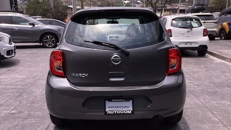 Nissan March 2020