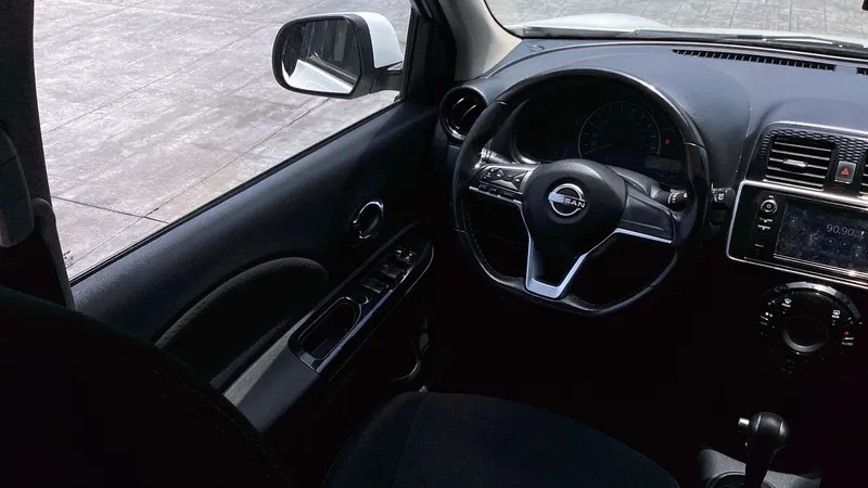 Nissan March 2023