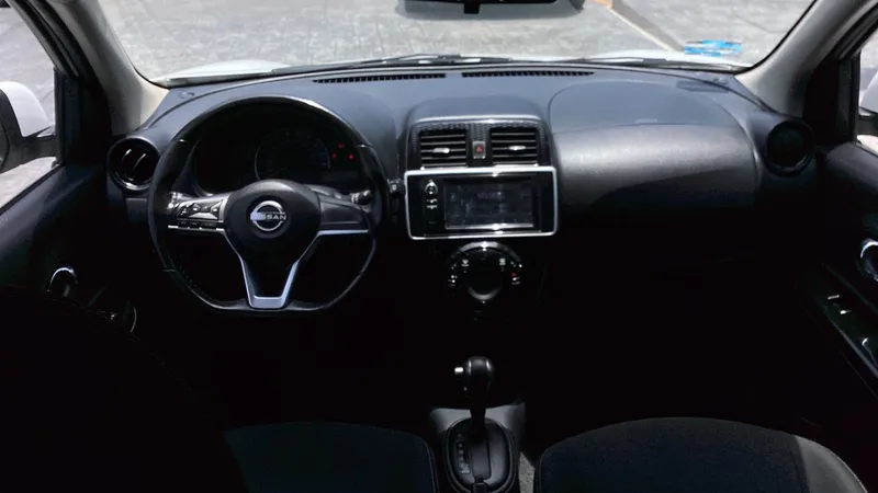 Nissan March 2023