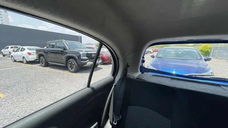 Nissan March 2017