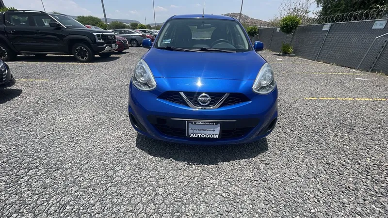 Nissan March 2017