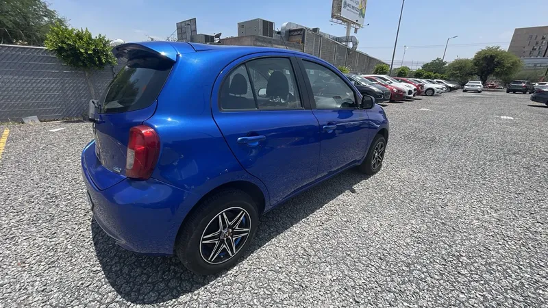 Nissan March 2017