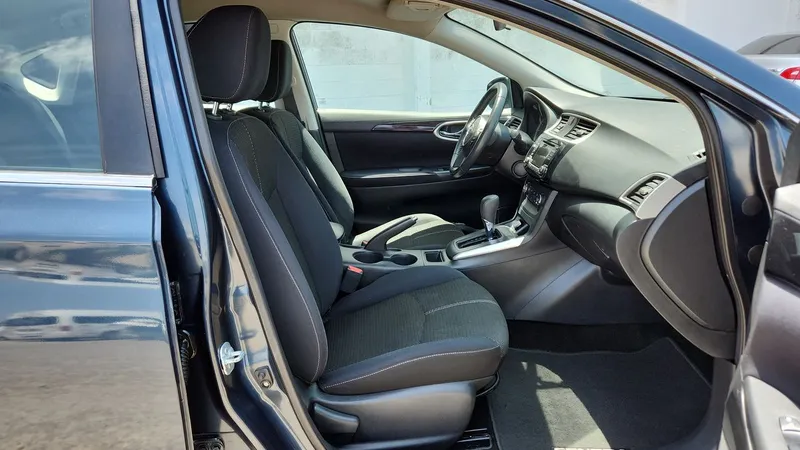 Nissan Sentra 2016