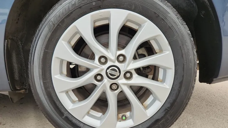 Nissan Sentra 2016