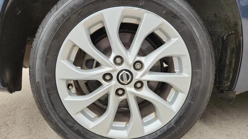 Nissan Sentra 2016