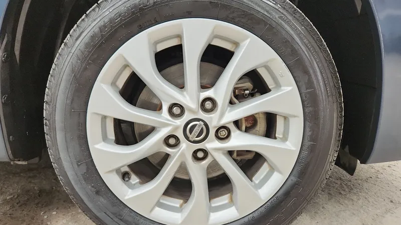 Nissan Sentra 2016