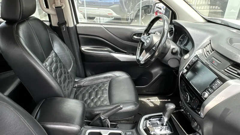 Nissan Frontier 2023