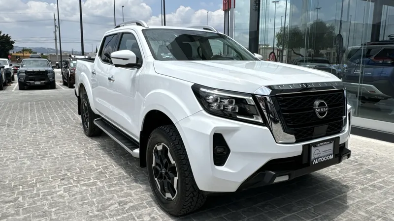 Nissan Frontier 2023