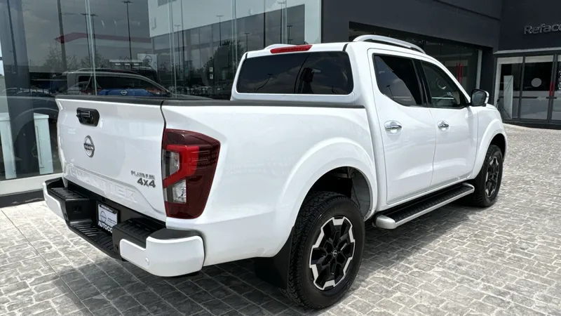 Nissan Frontier 2023