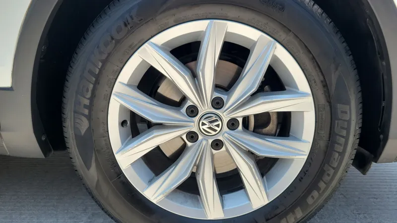 Volkswagen Tiguan 2021