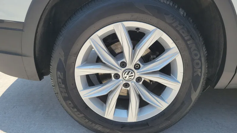 Volkswagen Tiguan 2021