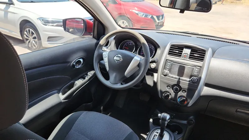 Nissan Versa 2019