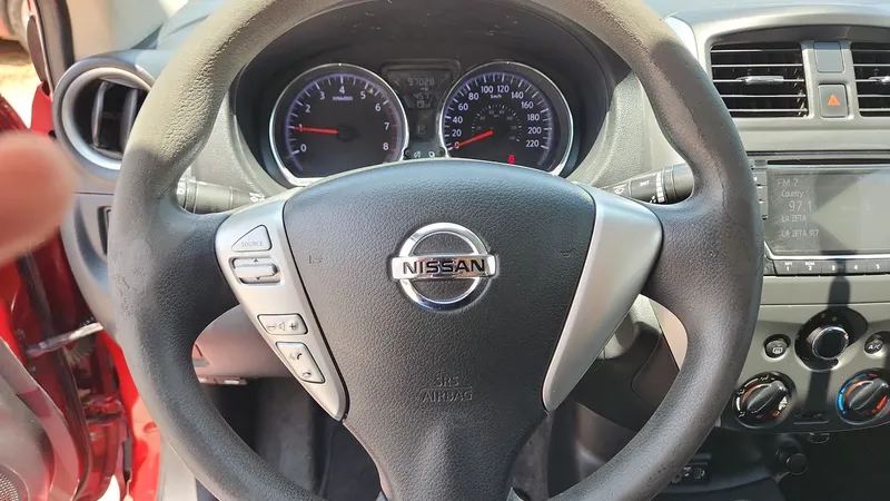Nissan Versa 2019