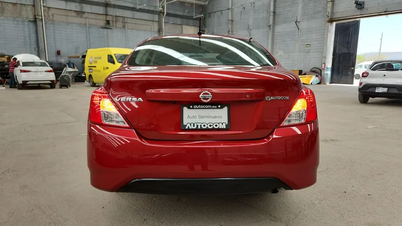 Nissan Versa 2019